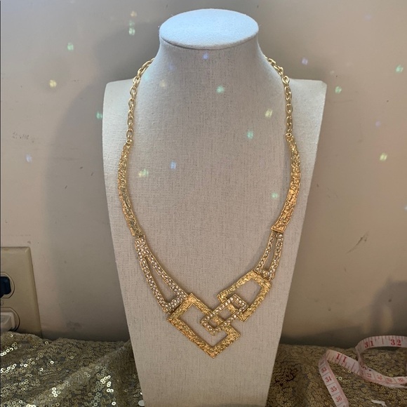 Jewelry - Elegant Gold Geometric Necklace